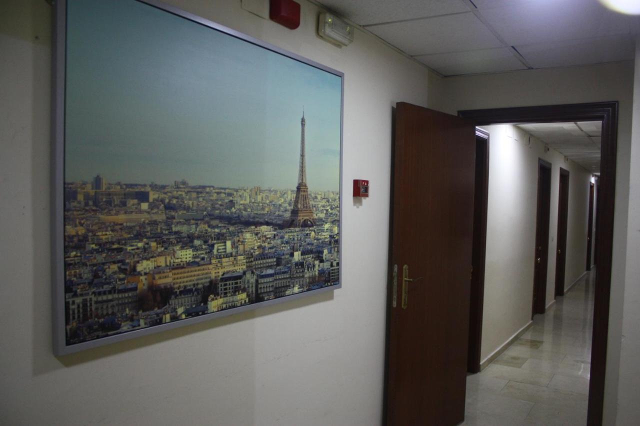Hostal Carlos 2 La Linea de la Concepcion Ngoại thất bức ảnh
